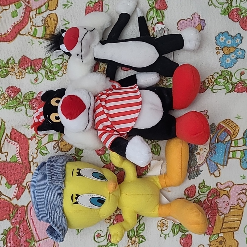 Vintage Looney Tunes Tweety and Sylvester Plush Bundle